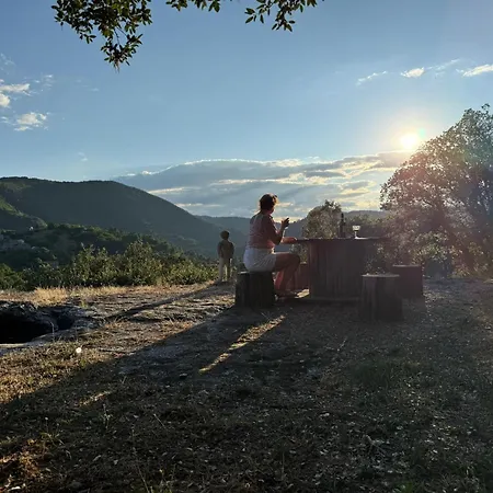 La Vie Naturelle-le Castandel Bed and breakfast